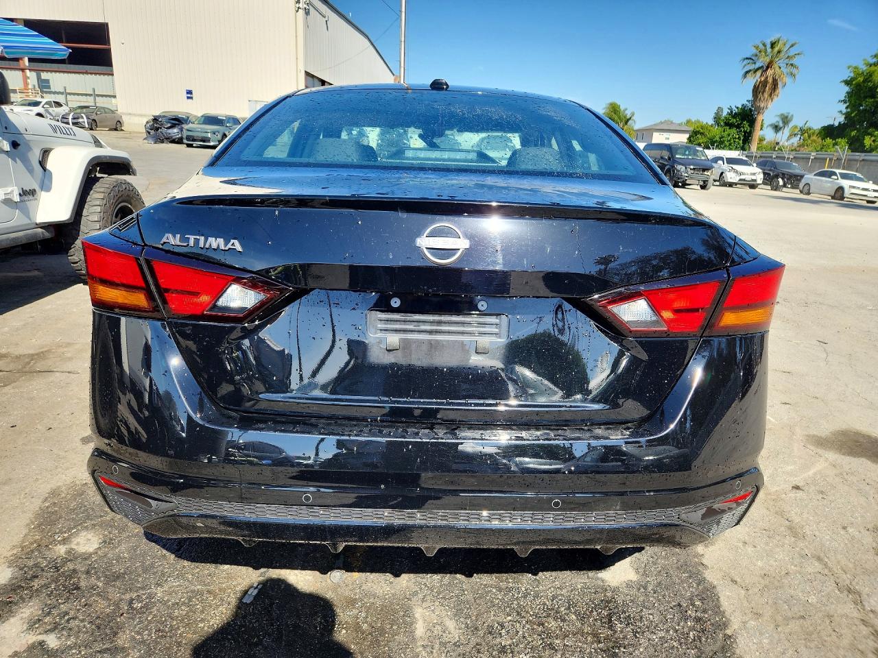 2025 Nissan Altima VIN 1N4BL4DV7SN397554 photo 6