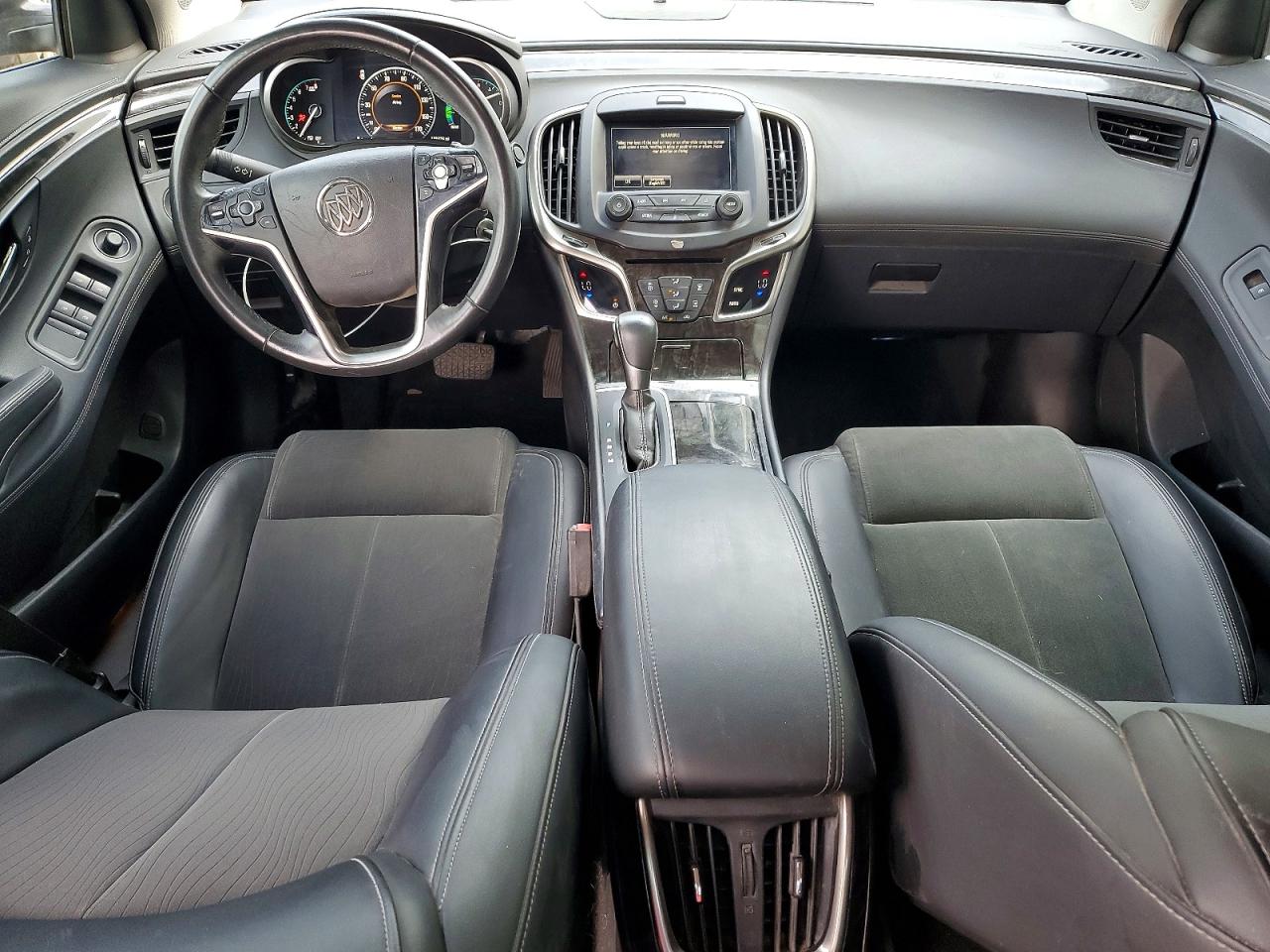 2015 Buick Lacrosse VIN 1G4GA5GRXFF316181 photo 8