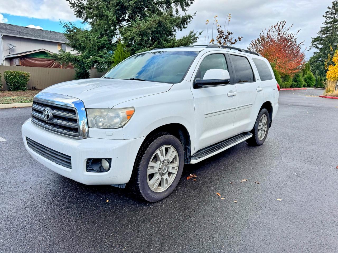 2008 Toyota Sequoia VIN 5TDBY64A78S023551 photo 2
