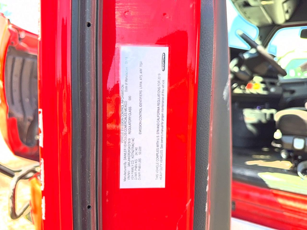 2019 FREIGHTLINER All other VIN 3AKJHHDR2KSKD7619 photo 10