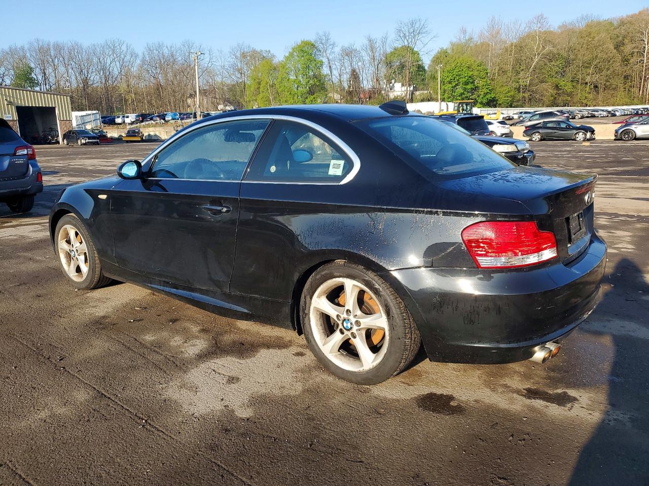 2009 BMW 1 series VIN WBAUP93539VF48566 photo 2