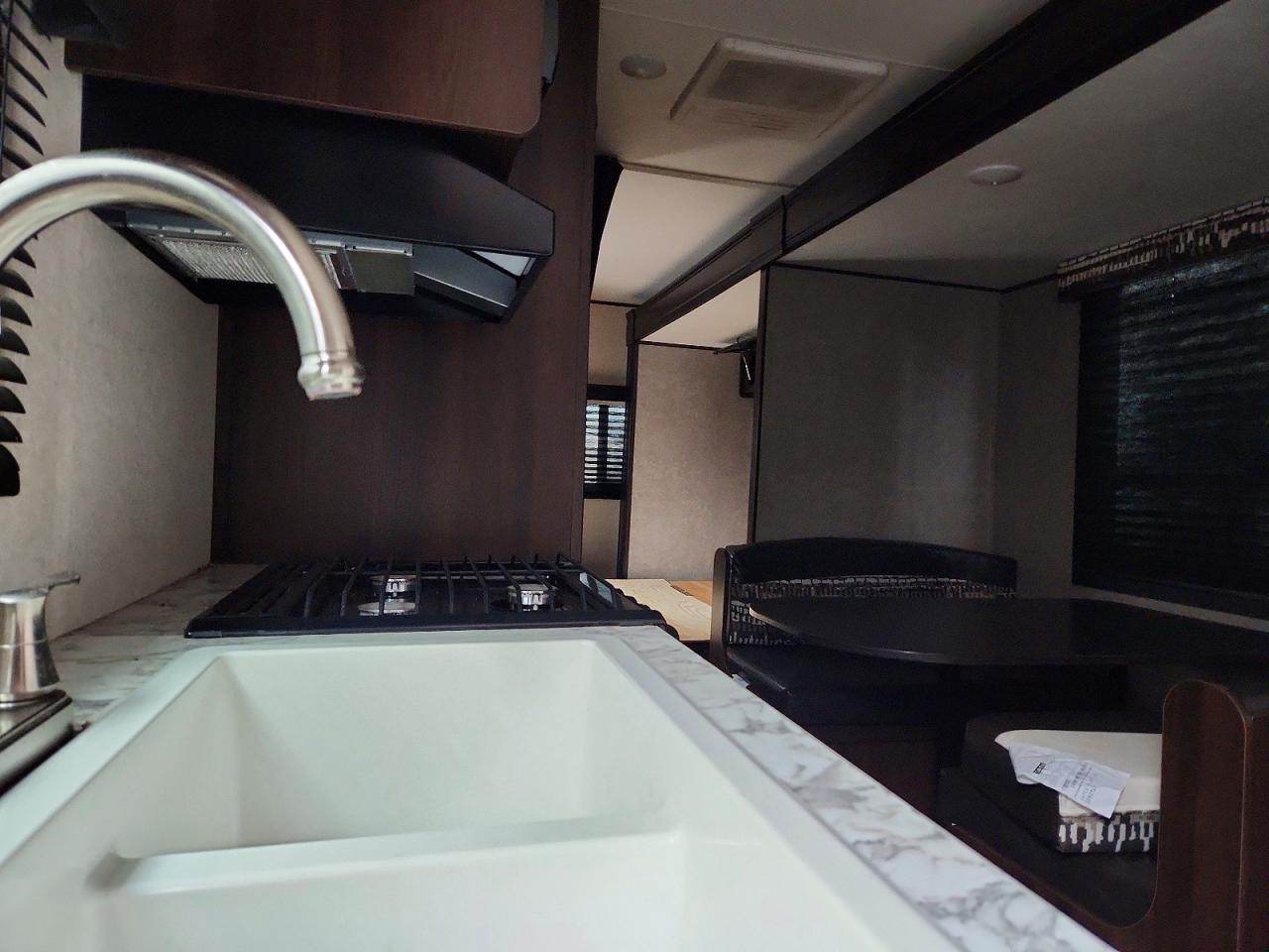 2018 JAYCO Unknown VIN 1UJBJ0BN3J17P0087 photo 6