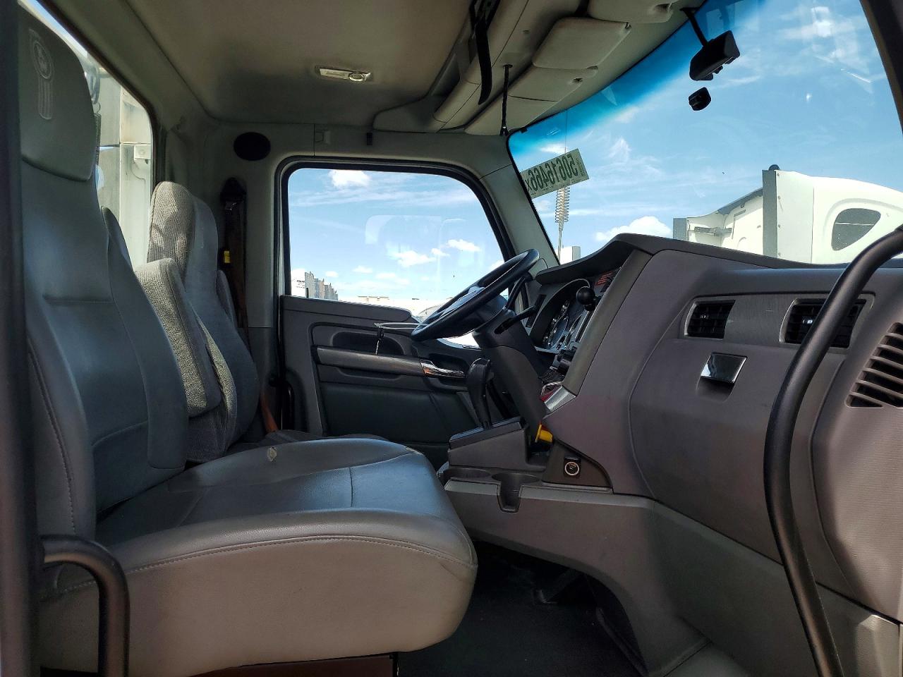 2015 KENWORTH All other VIN 1XKYD49X9FJ443608 photo 5