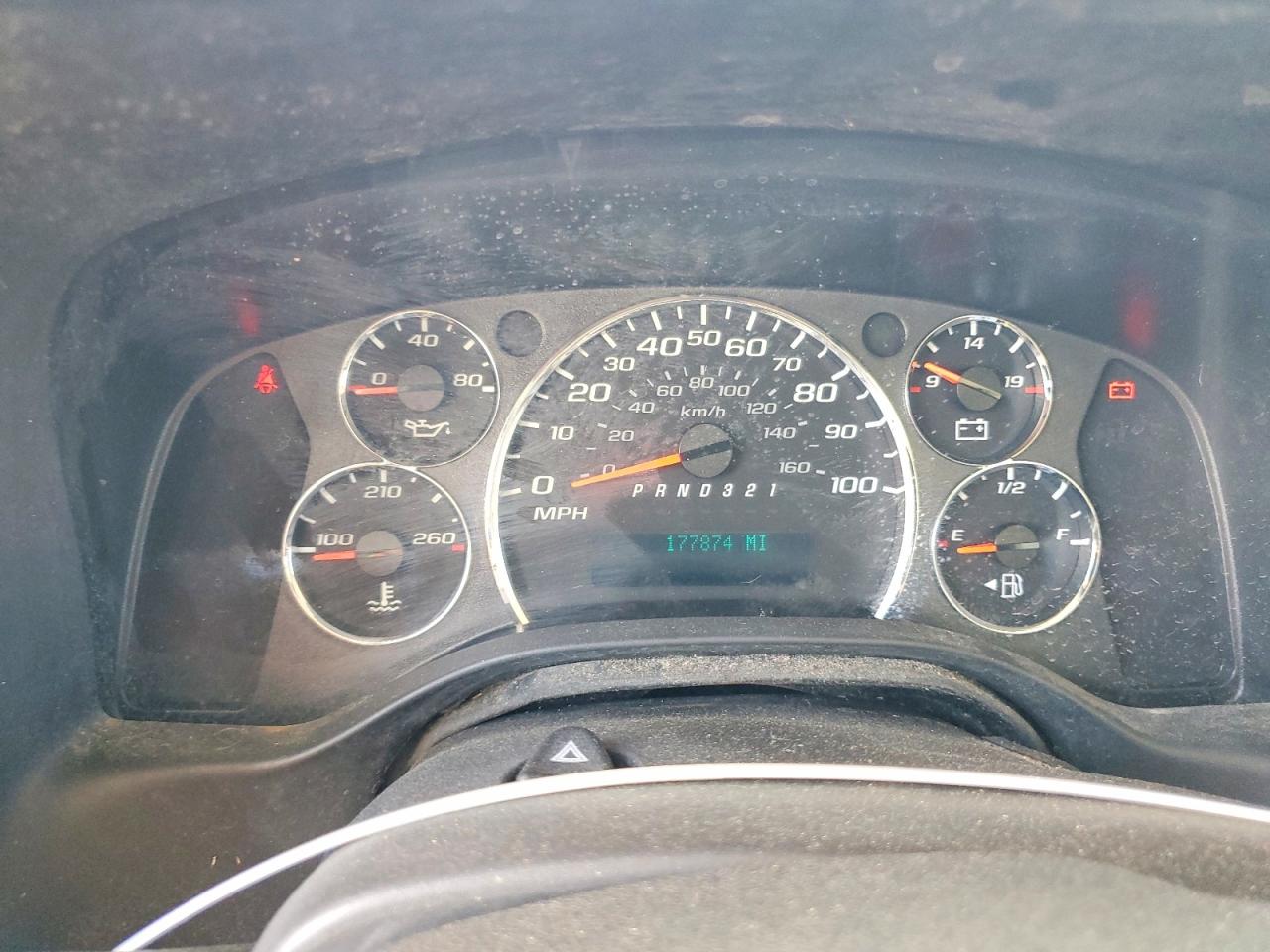 2009 Chevrolet Express VIN 1GBJG31K491128738 photo 9