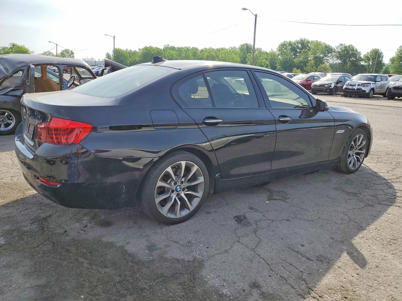 2016 BMW 5 series VIN WBA5A7C50GG147209 photo 3