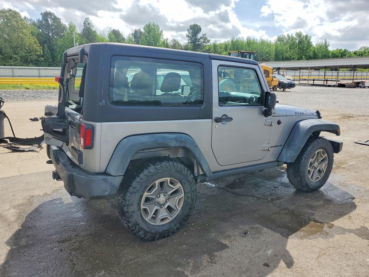 2013 Jeep All models VIN 1C4BJWCGXDL602166 photo 3