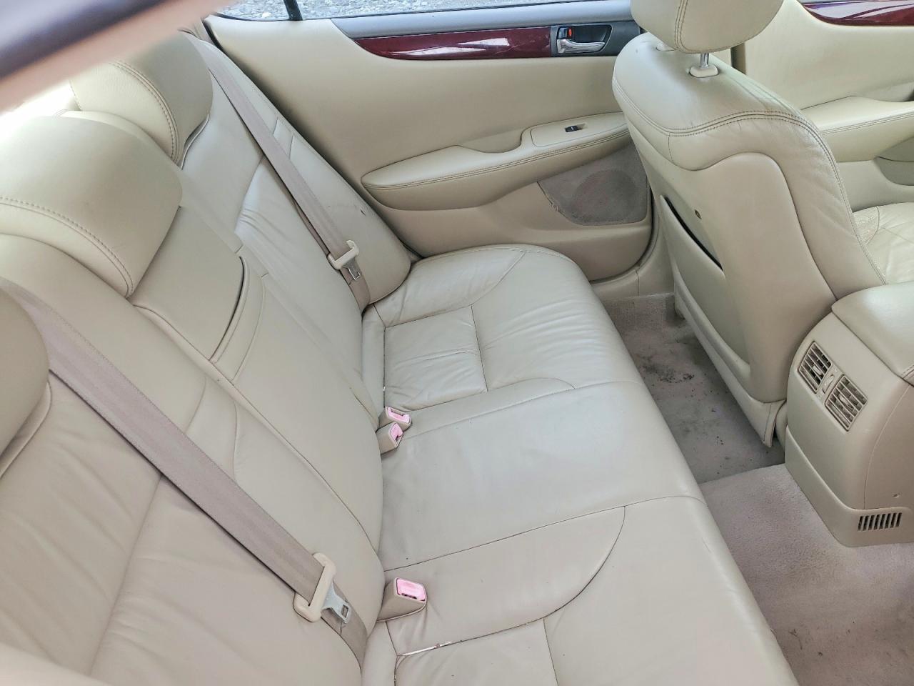 2004 LEXUS Es330 VIN JTHBA30G640005602 photo 10