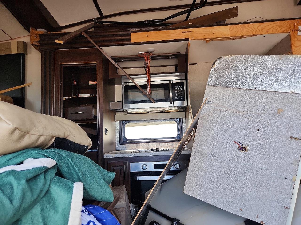 2020 JAYCO All models VIN 1UJCJ0BV6L1LZ0068 photo 9