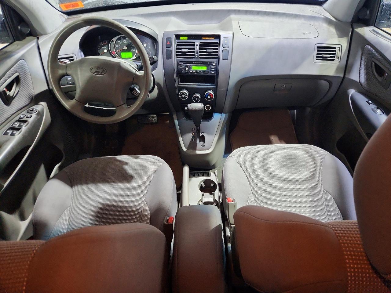2008 Hyundai Tucson VIN KM8JM12B18U734479 photo 8