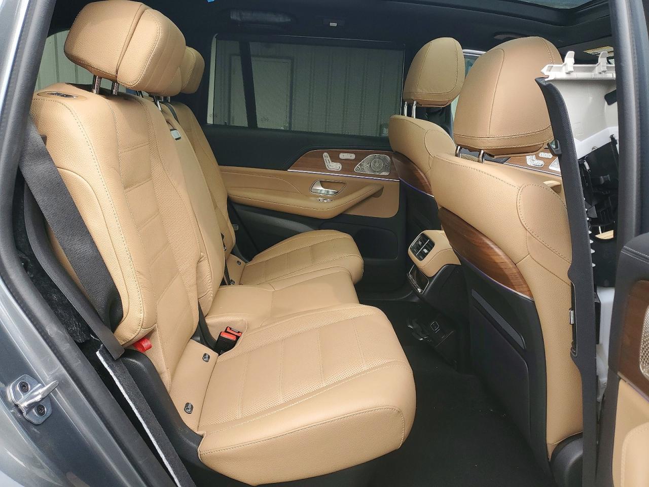 2024 Mercedes-Benz Gls-class VIN 4JGFF8FE6RB137810 photo 11