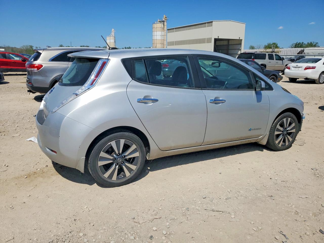 2017 Nissan Leaf VIN 1N4BZ0CP8HC301977 photo 3