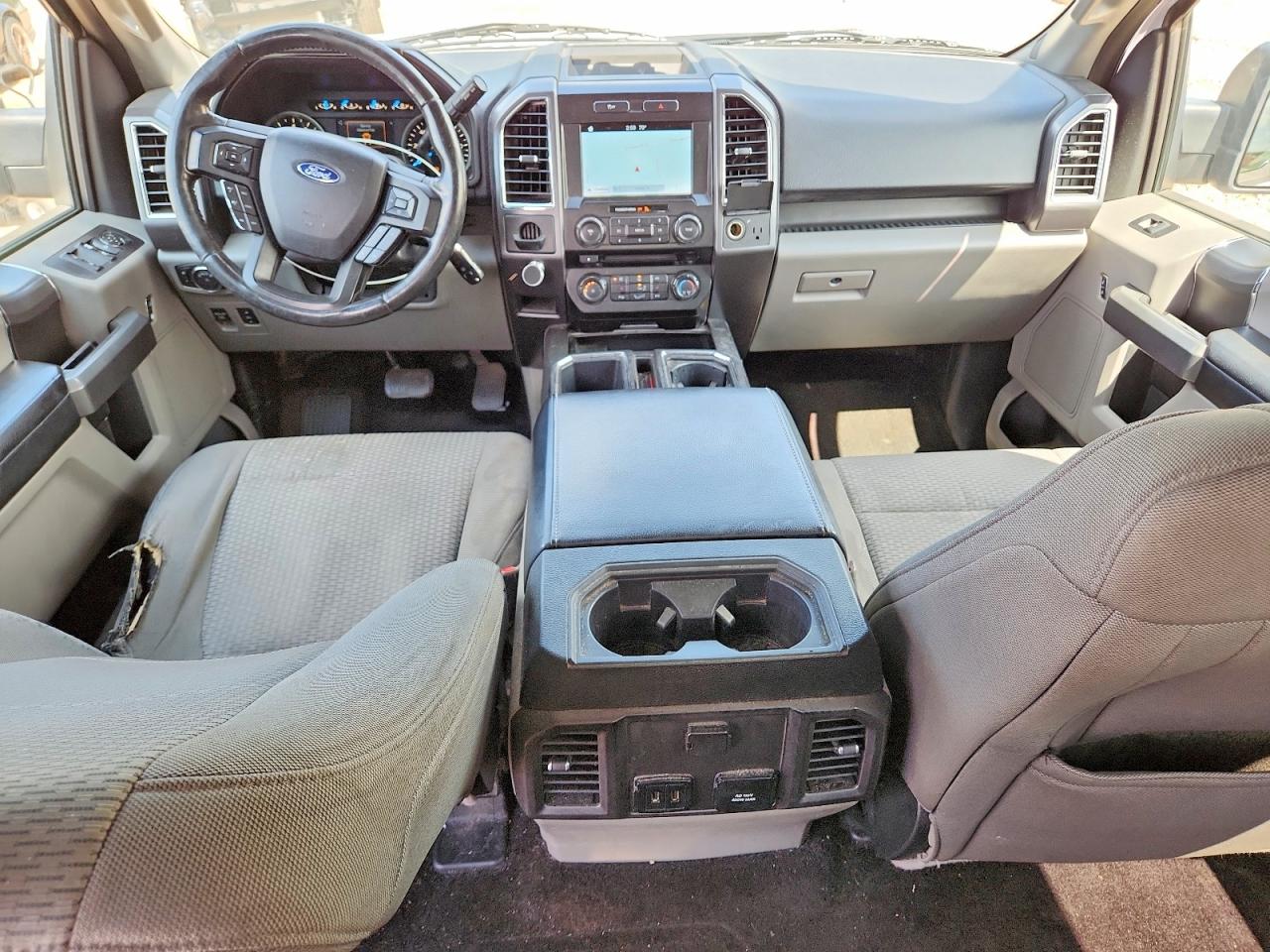 2017 Ford F150 VIN 1FTEW1C84HFA75756 photo 8