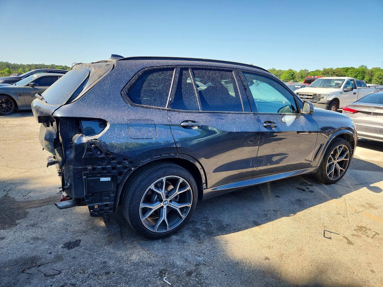 2020 BMW X5 VIN 5UXCR6C05L9C95020 photo 3