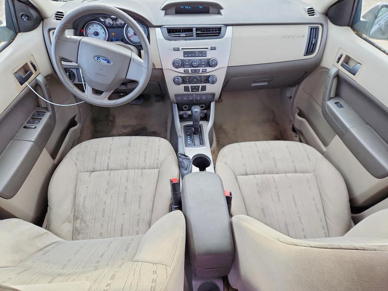 2008 Ford Focus VIN 1FAHP35N88W214138 photo 8