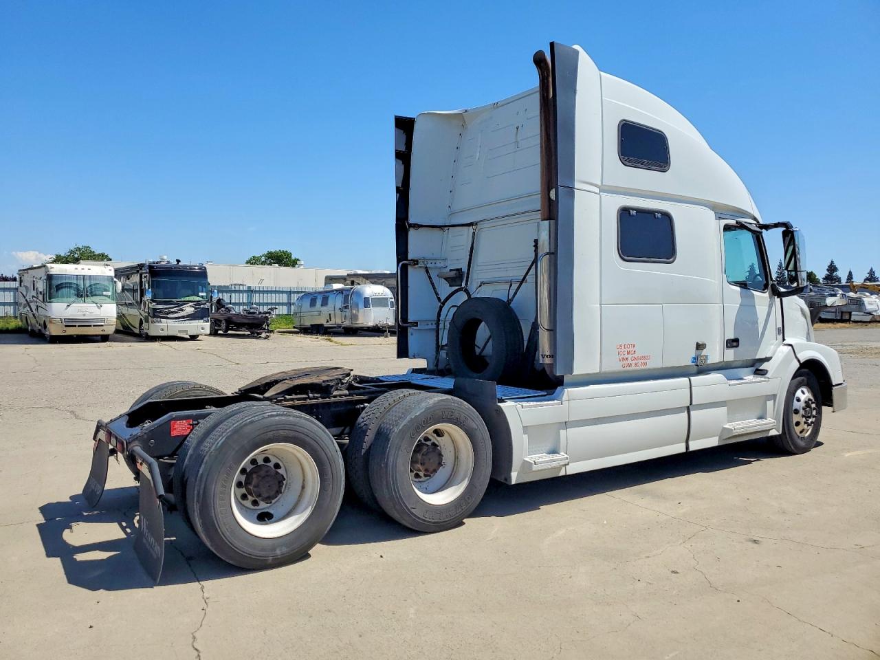 2016 Volvo All models VIN 4V4NC9EH9GN948933 photo 4