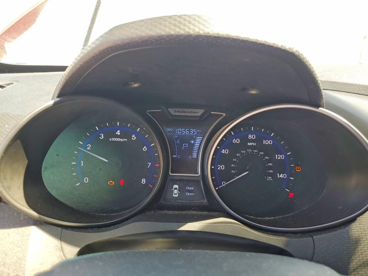 2015 Hyundai Veloster VIN KMHTC6AE1FU225283 photo 9