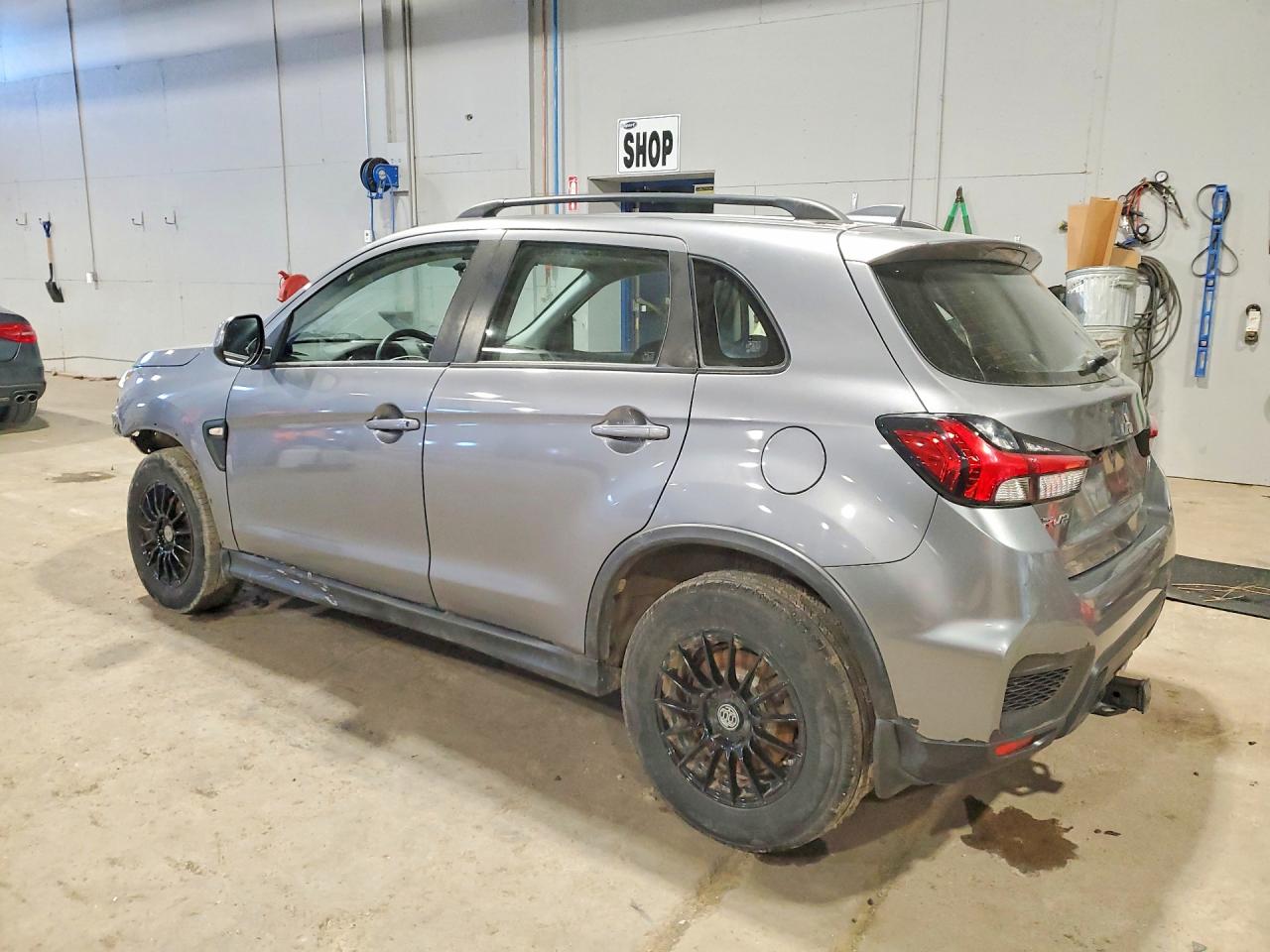 2021 Mitsubishi Outlander VIN JA4AJUAU0MU606644 photo 2