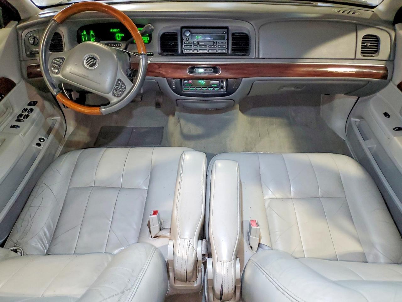 2003 Mercury Grmarquis VIN 2MEHM75W03X643594 photo 8