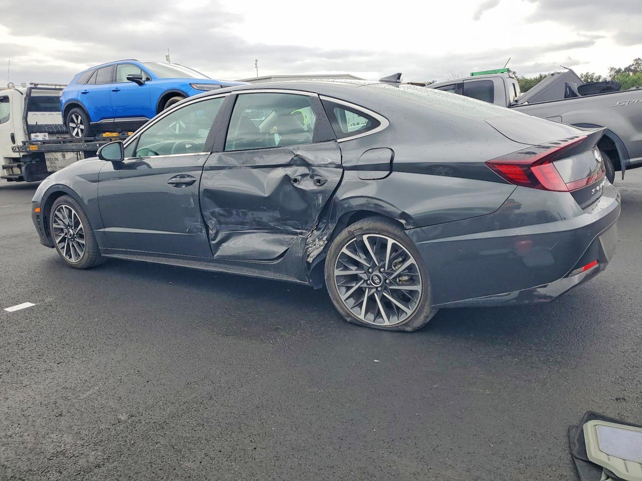 2022 HYUN Sonata VIN KMHL34J24NA168121 photo 2