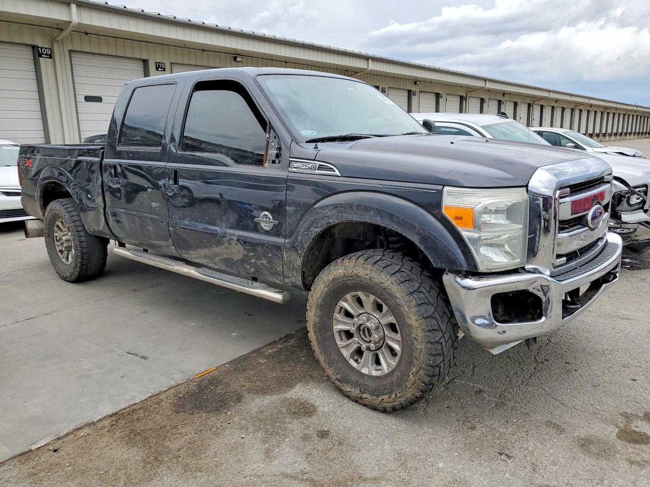 2011 Ford F250 VIN 1FT7W2BT1BEA12311 photo 4