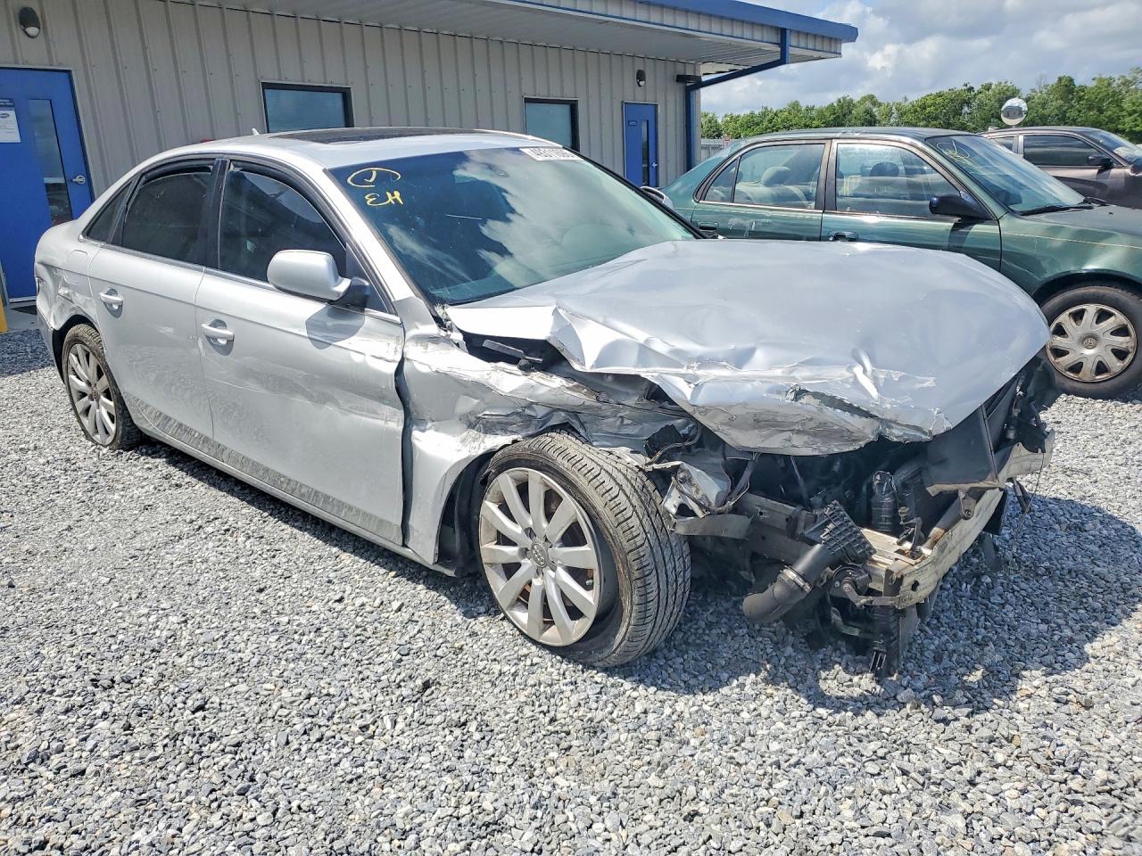 2012 Audi A4 VIN WAUBFAFL6CA117494 photo 4