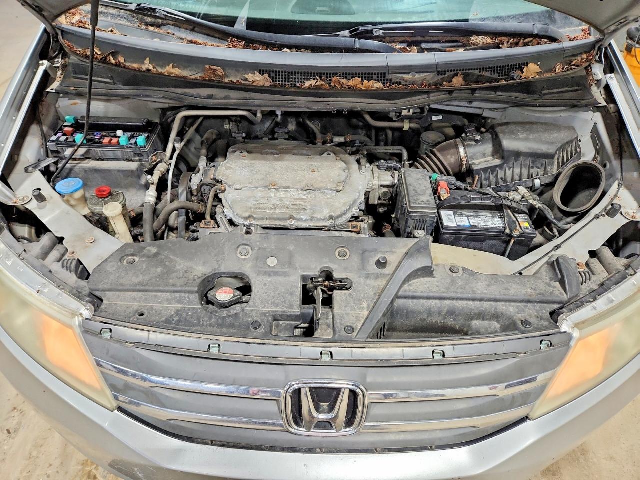 2011 Honda All models VIN 5FNRL5H29BB053687 photo 12