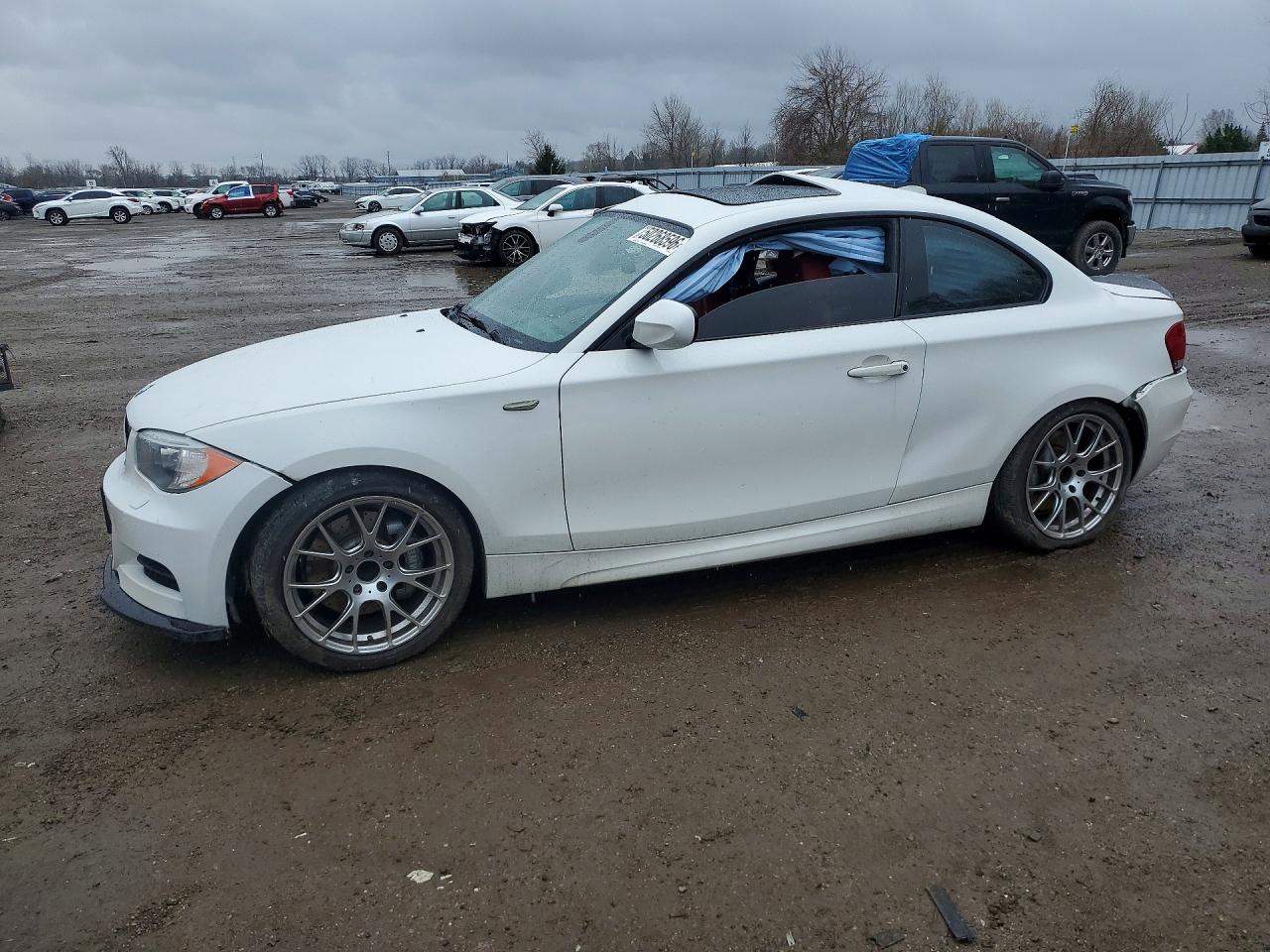 2012 BMW 1 series VIN WBAUC9C58CVM12028 photo 1