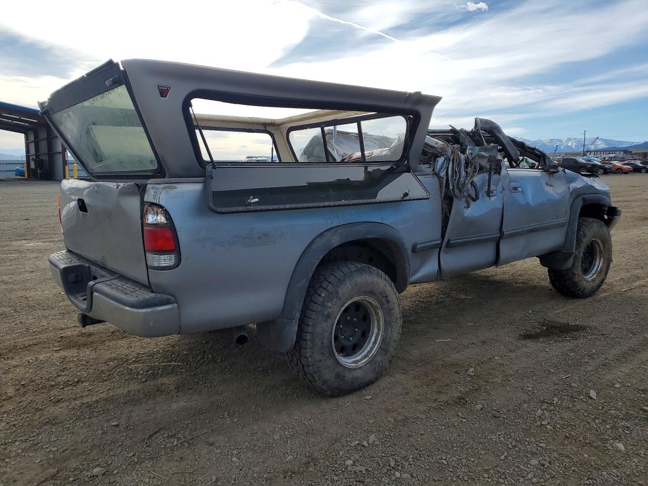 2001 Toyota Tundra VIN 5TBBT44101S182168 photo 3