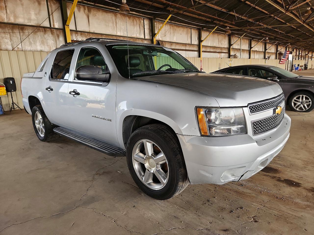 2013 Chevrolet Avalanche VIN 3GNTKFE73DG133408 photo 4