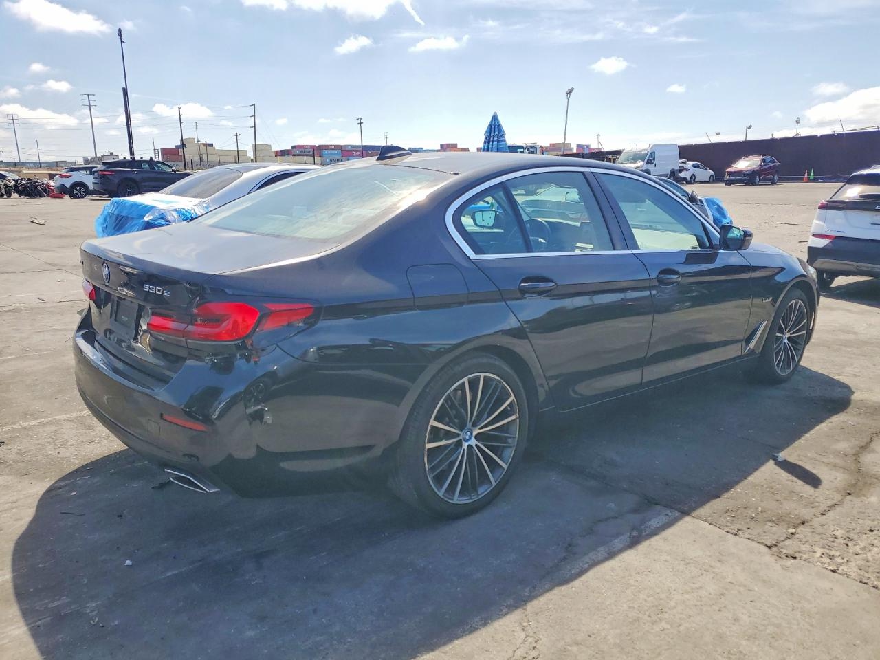 2022 BMW 5 series VIN WBA33AG04NCK96143 photo 3