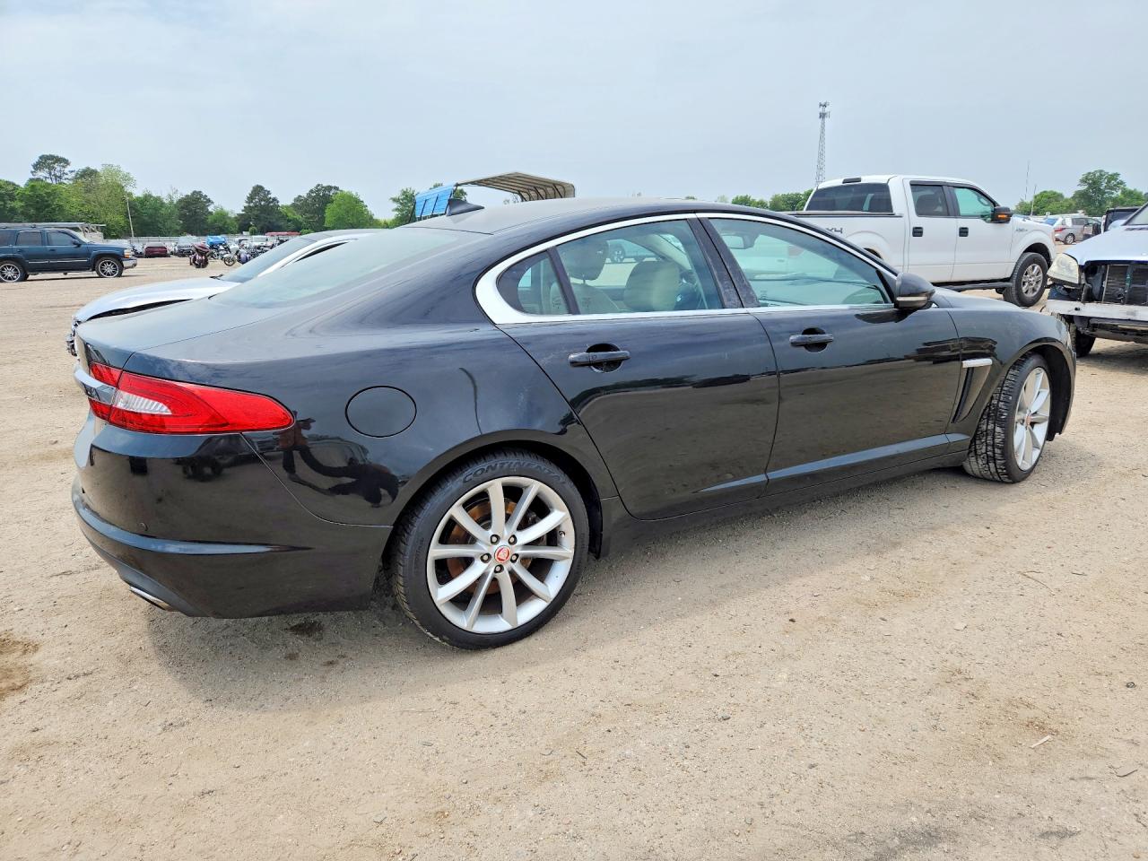 2015 Jaguar Xf VIN SAJWA0F75F8U77885 photo 3