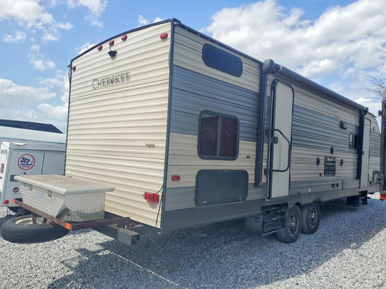 2018 FOREST All models VIN 4X4TCKB27JX131024 photo 4