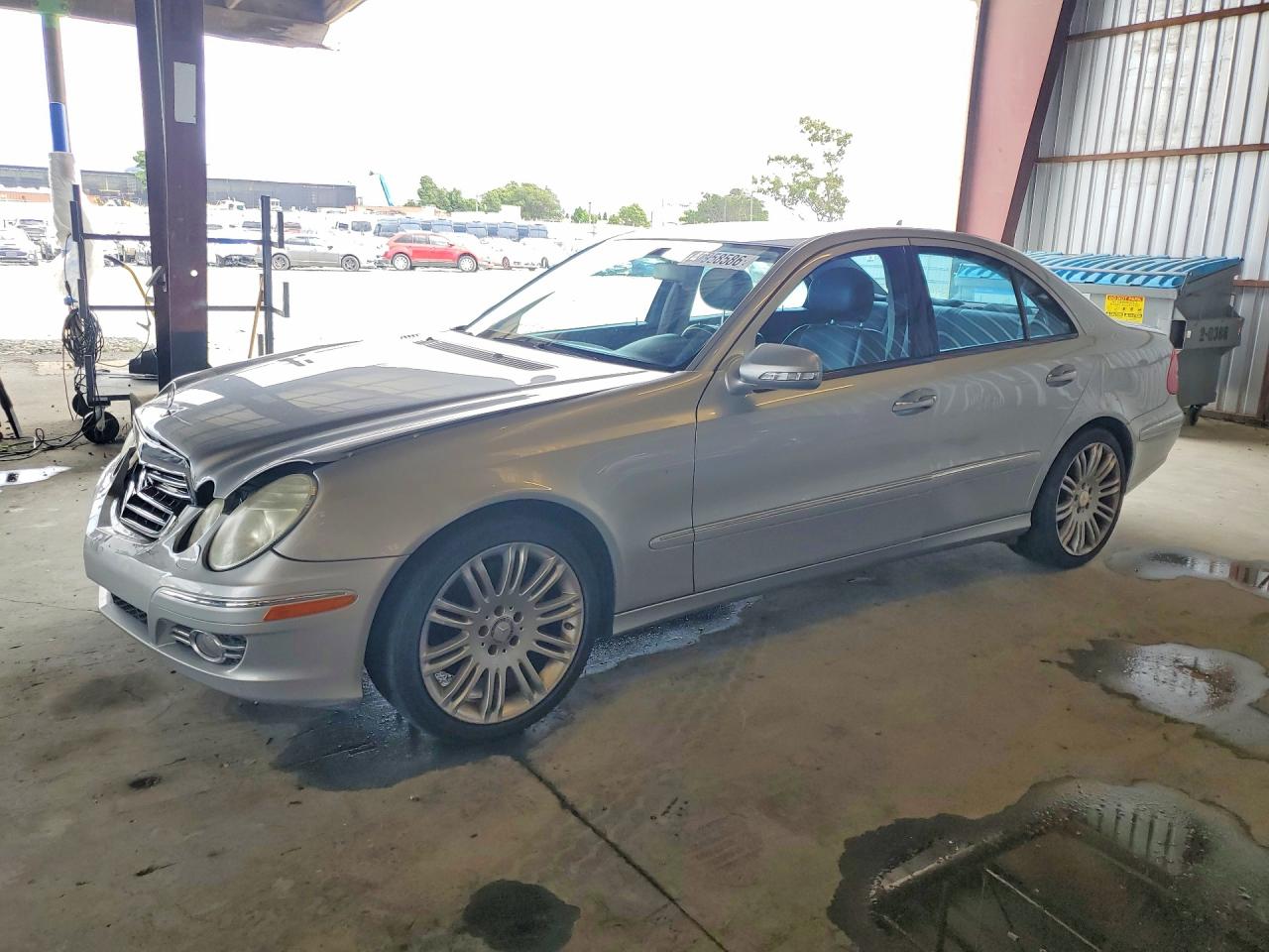 2008 Mercedes-Benz E-class VIN WDBUF56X78B297901 photo 1