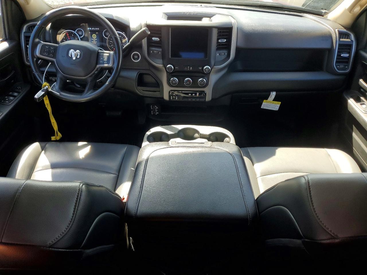 2020 Ram 3500 VIN 3C63RRGL4LG291665 photo 8
