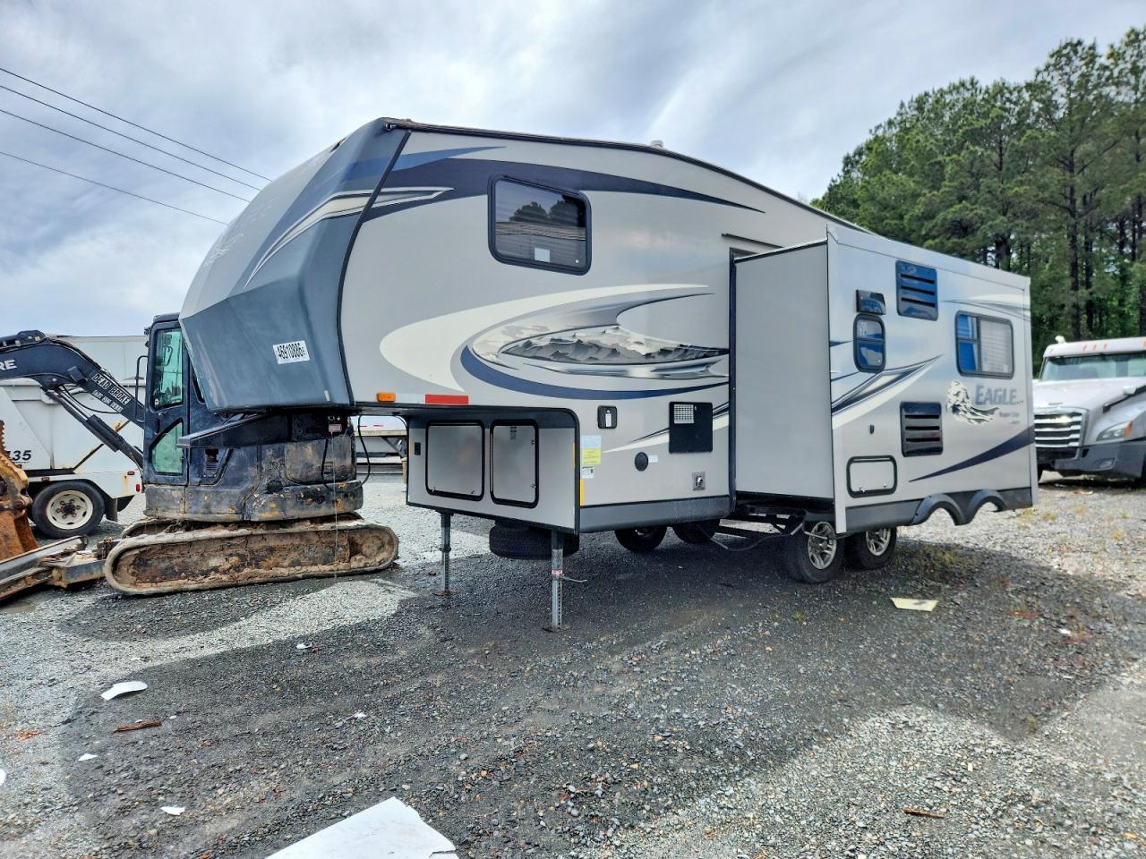 2012 JAYCO All models VIN 1UJCJ0BL1C1PZ0179 photo 2