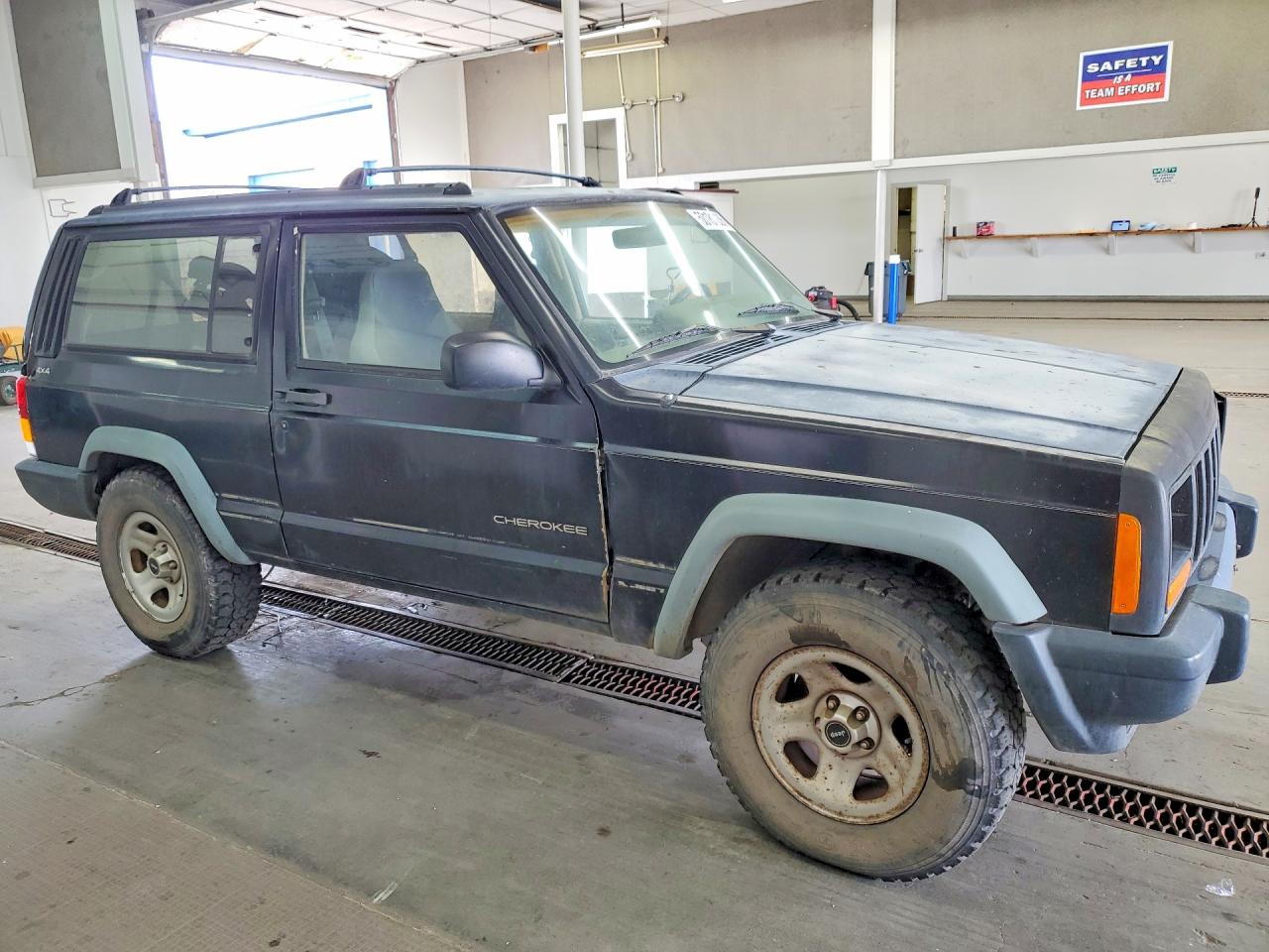 1997 JEEP Cherokee VIN 1J4FJ67S5VL564096 photo 4