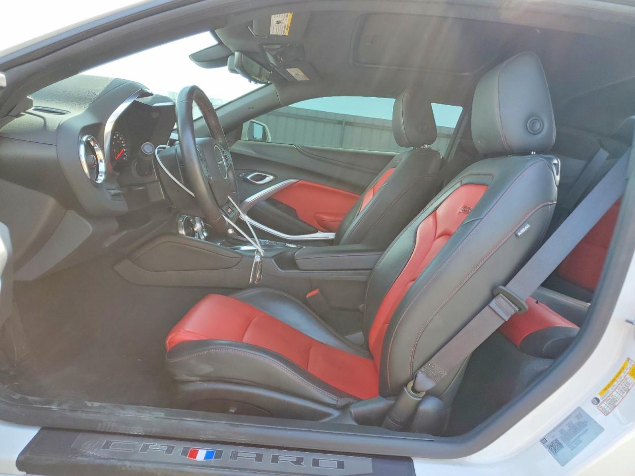 2023 Chevrolet Camaro VIN 1G1FH1R75P0143196 photo 7