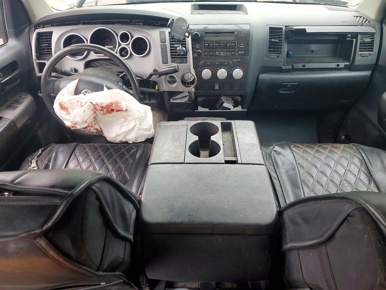2011 Toyota Tundra VIN 5TFUM5F14BX023892 photo 8