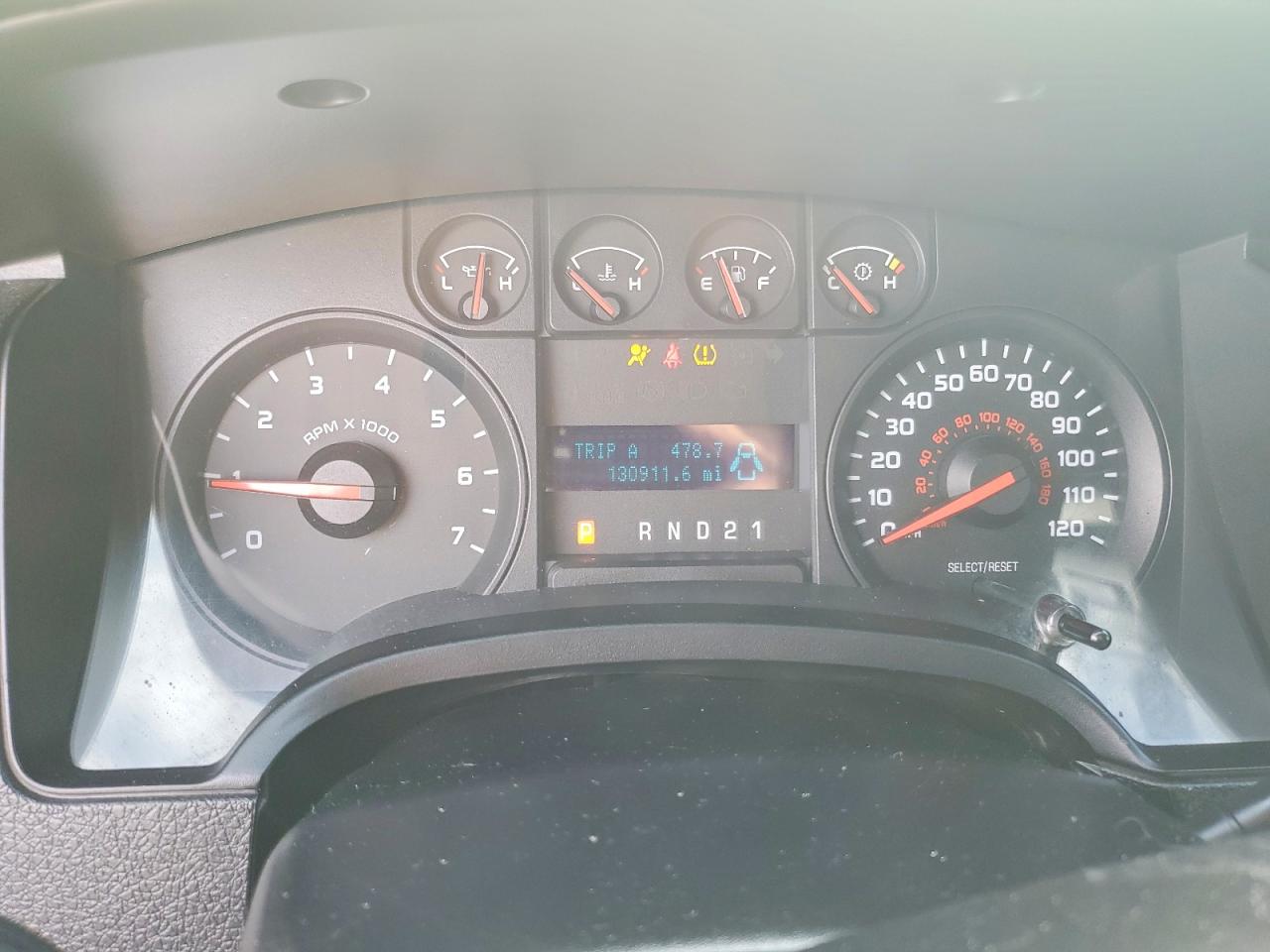 2010 Ford F150 VIN 1FTMF1CW2AKB33399 photo 9