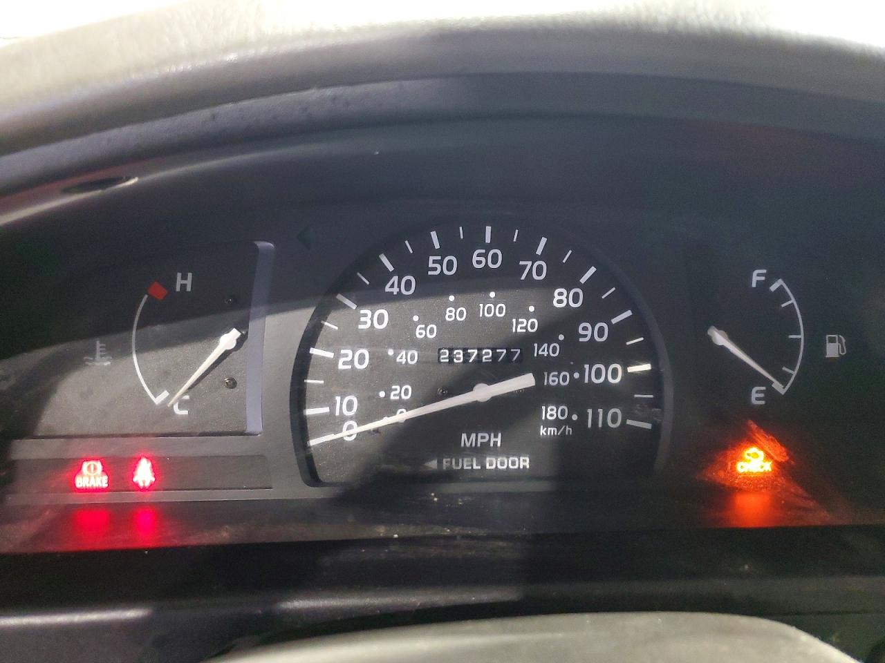 2003 Toyota Tacoma VIN 5TEWM72N63Z272704 photo 9