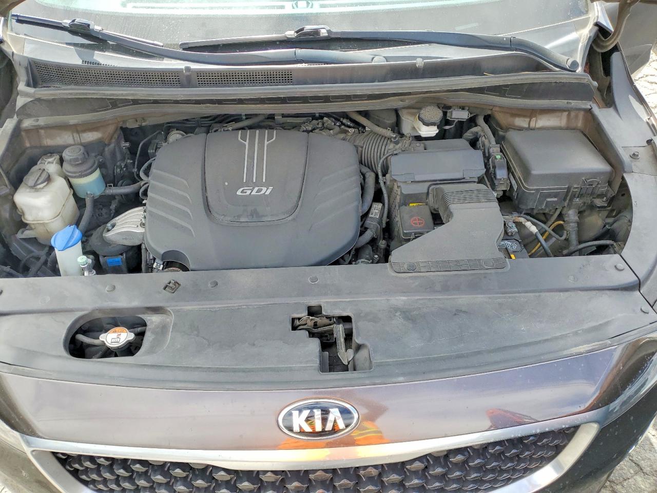2016 Kia SEDONA VIN KNDMB5C10G6182478 photo 12