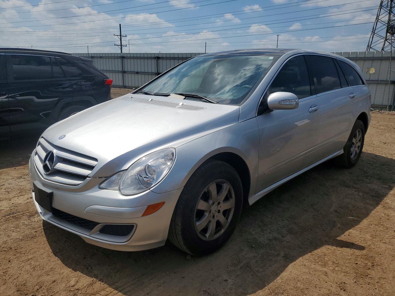 2007 Mercedes-Benz R-class VIN 4JGCB65E47A055369 photo 1