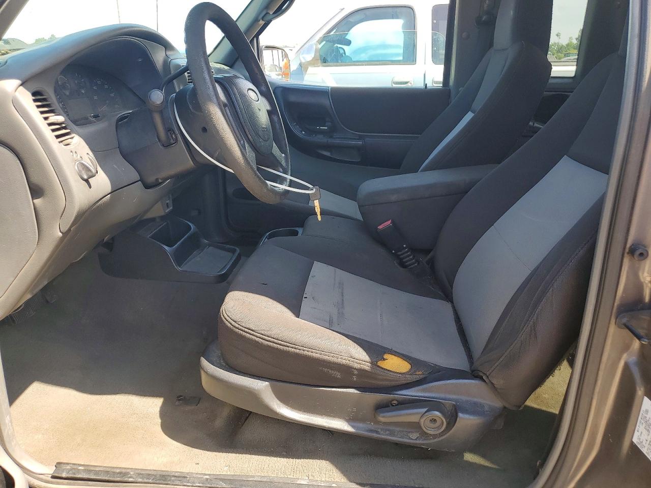 2005 Ford Ranger VIN 1FTYR14U75PA76700 photo 7