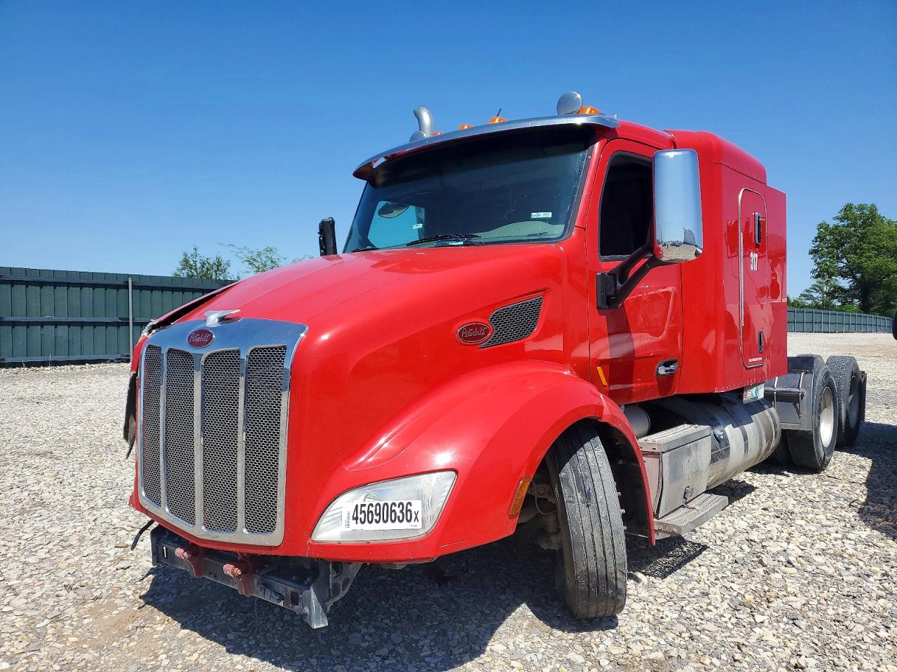 2017 PETERBILT All other VIN 1XPBDP9X3HD444854 photo 2