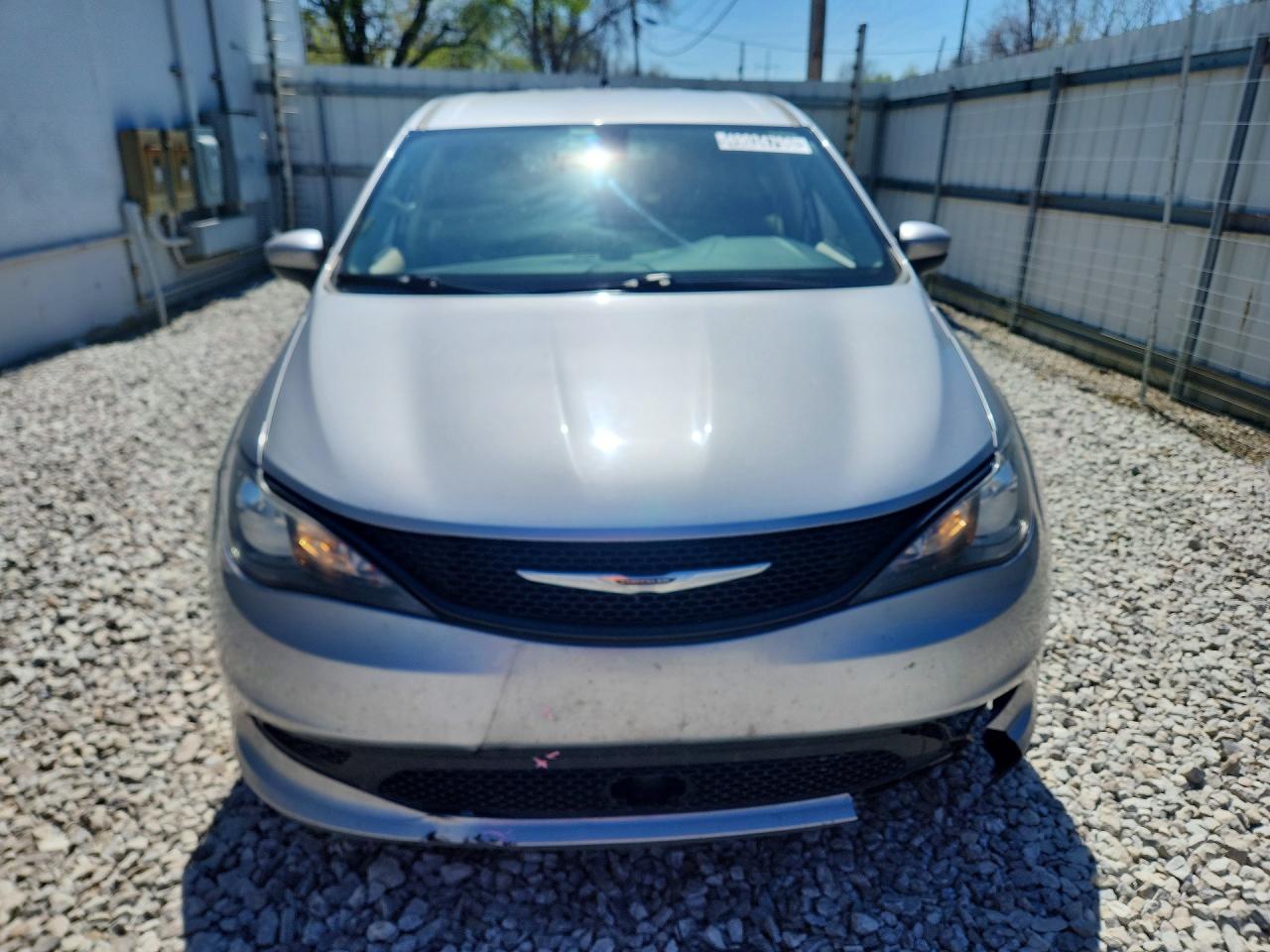 2021 Chrysler Minivan VIN 2C4RC1CG9MR580275 photo 5