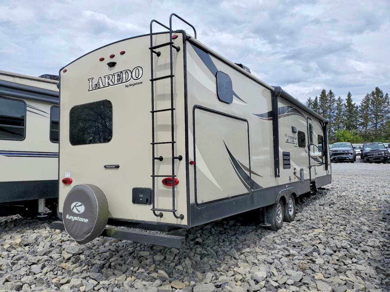 2017 KEYSTONE Laredo VIN 4YDT33322HV601117 photo 4
