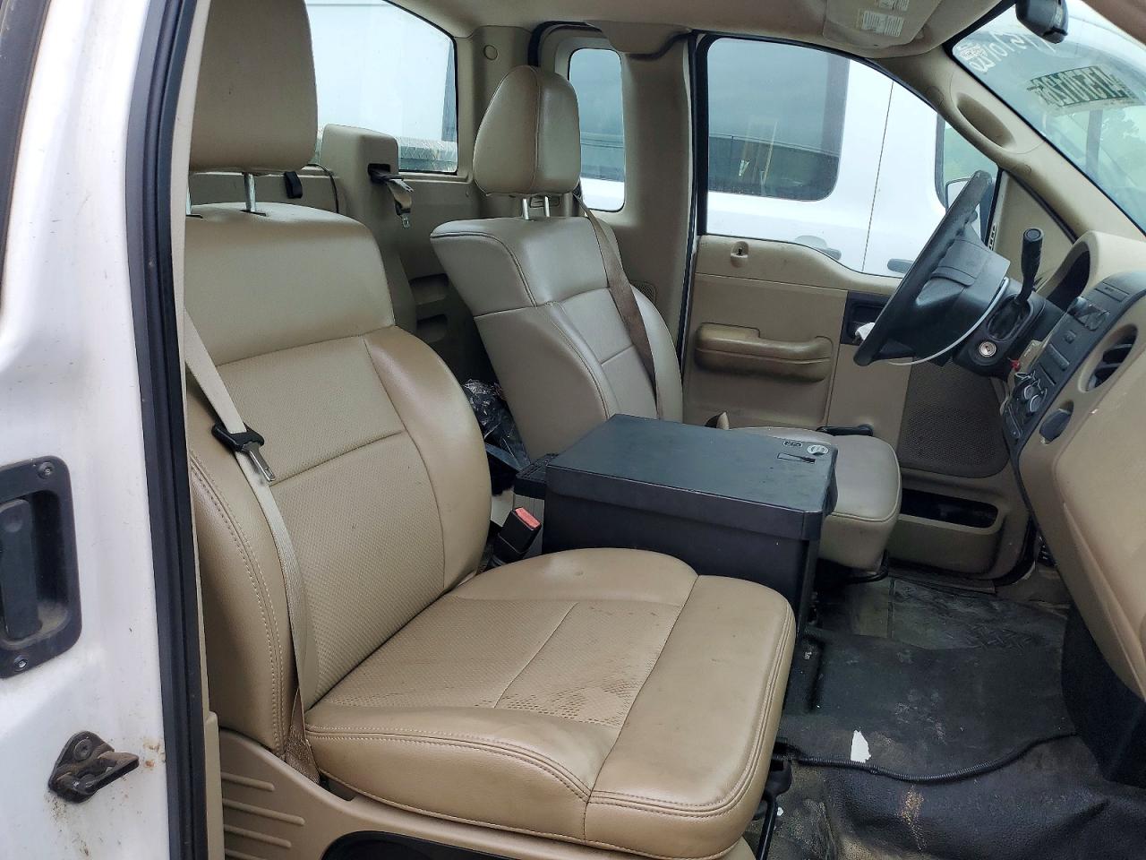 2008 Ford F150 VIN 1FTRF12218KC27868 photo 10
