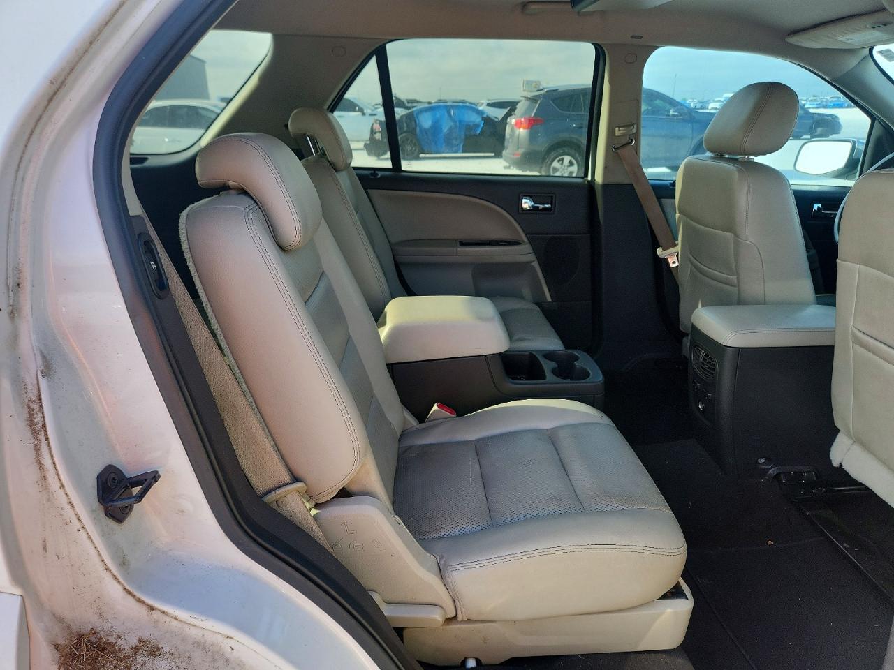 2008 Ford Taurus VIN 1FMDK03W68GA10400 photo 11