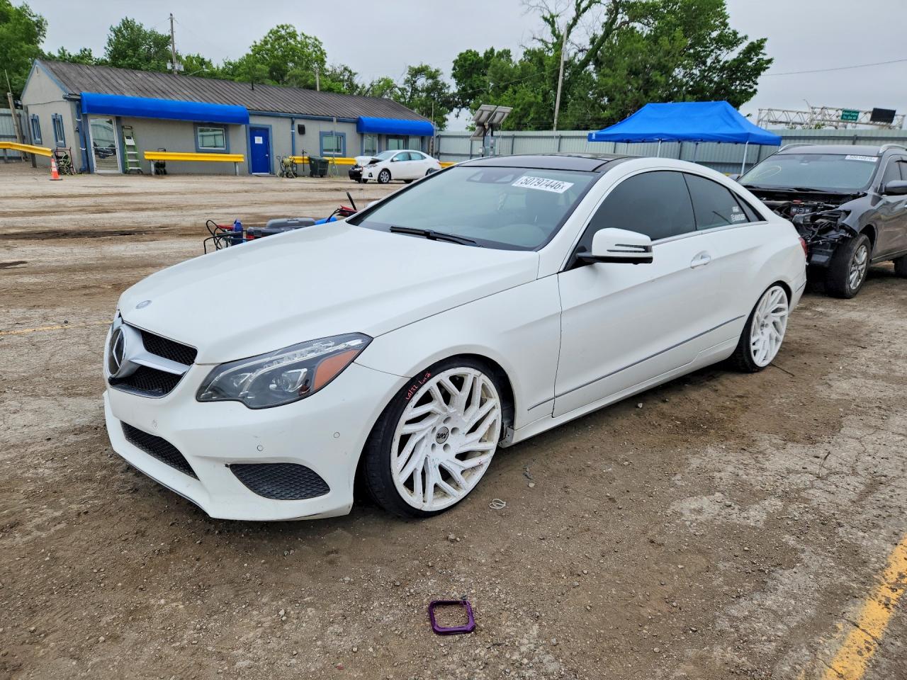 2014 Mercedes-Benz E-class VIN WDDKJ5KB9EF255497 photo 1