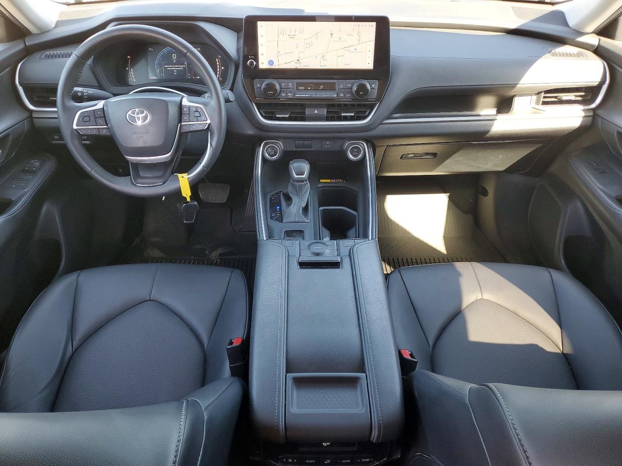 2024 TOYOTA All other VIN 5TDAAAB55RS048362 photo 8